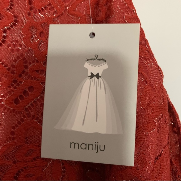 Plus Size Floral Lace Formal Dress - Picture 7 of 11